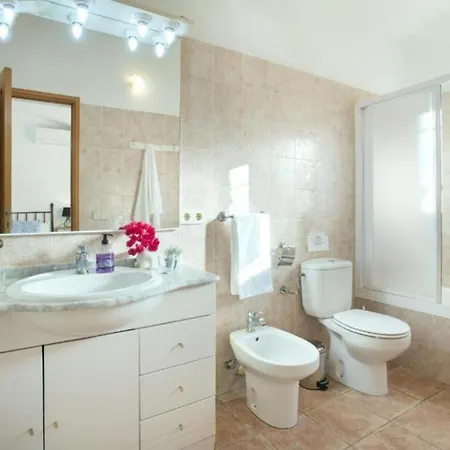 ヴィラ Alejandra En *