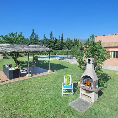 Alejandra En Villa *